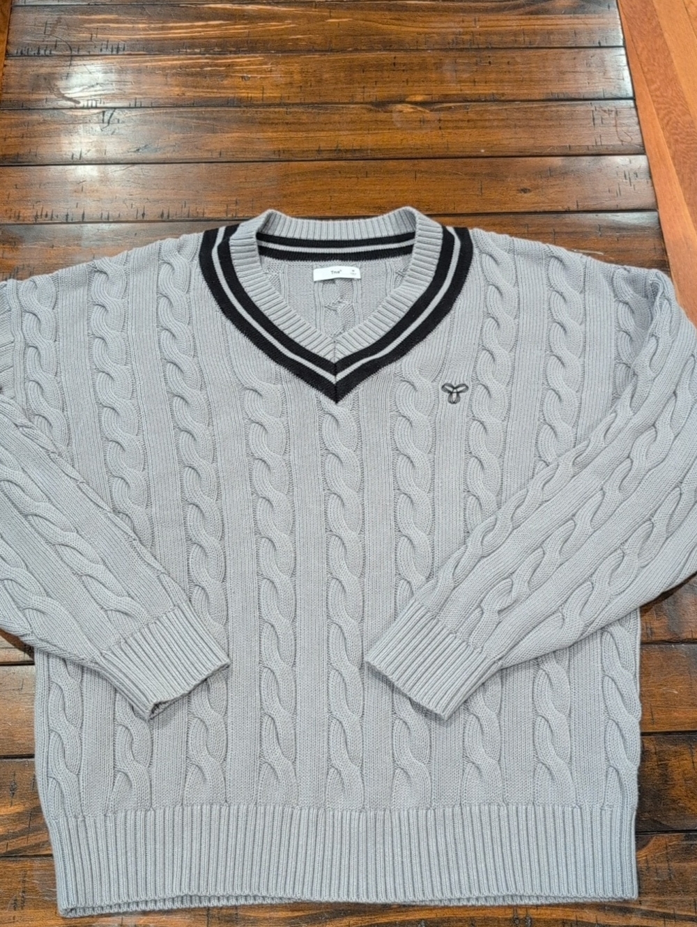 TNA Aritzia Cable Knit Cricket Sweater V Neck
